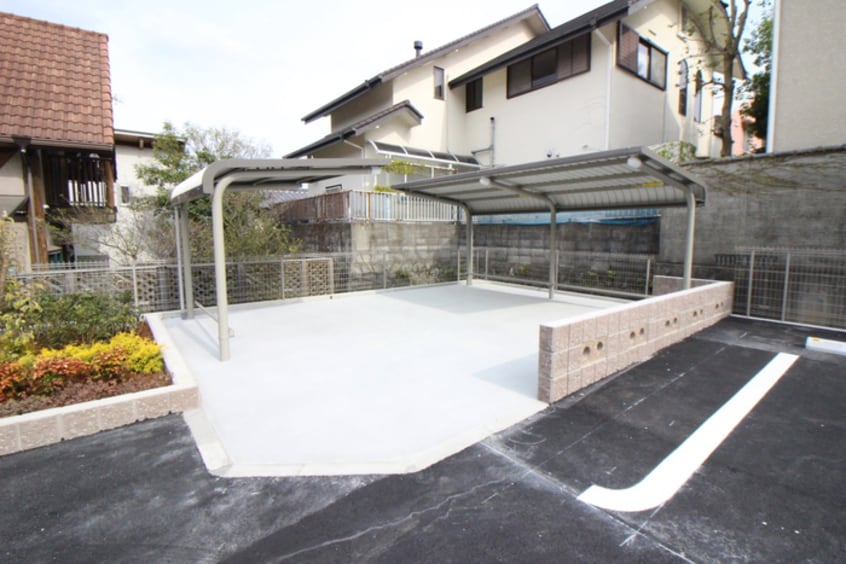 駐輪場 メゾンジョイ宝塚