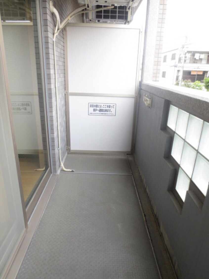 ベランダ・バルコニー ウインドバリー２番館