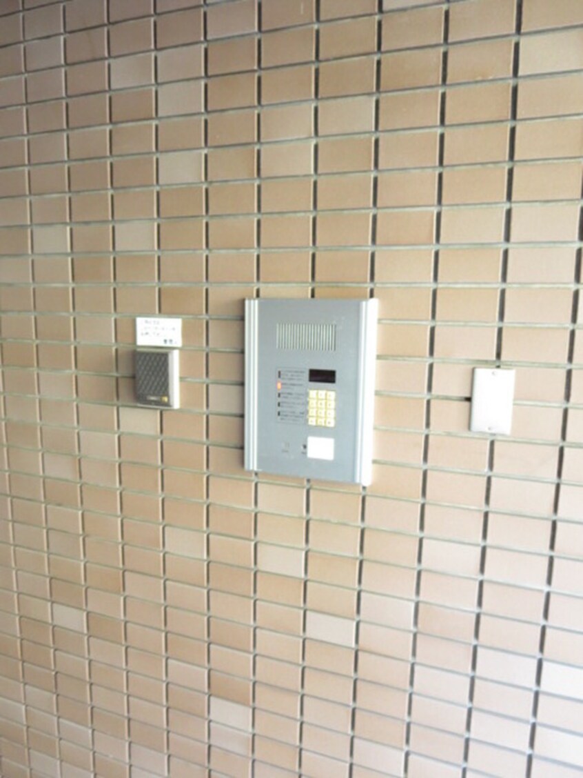 エントランス部分 エルム松ヶ崎