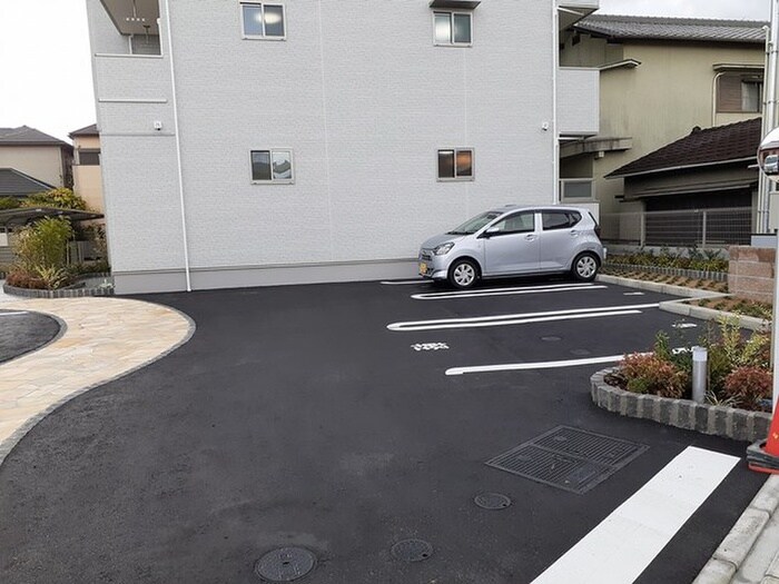 駐車場 GAIA BLANC