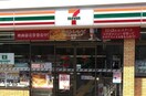 セブン-イレブン 明石二見町店(コンビニ)まで100m ﾏｰﾚ明石東二見ｻﾃｨｽｺｰﾄ(202)