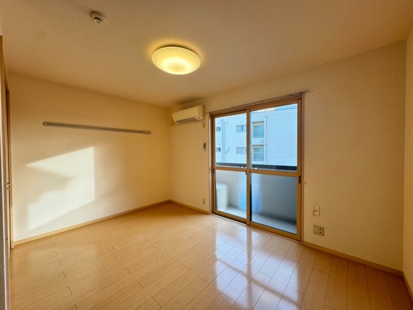 居室 フローラ山の下