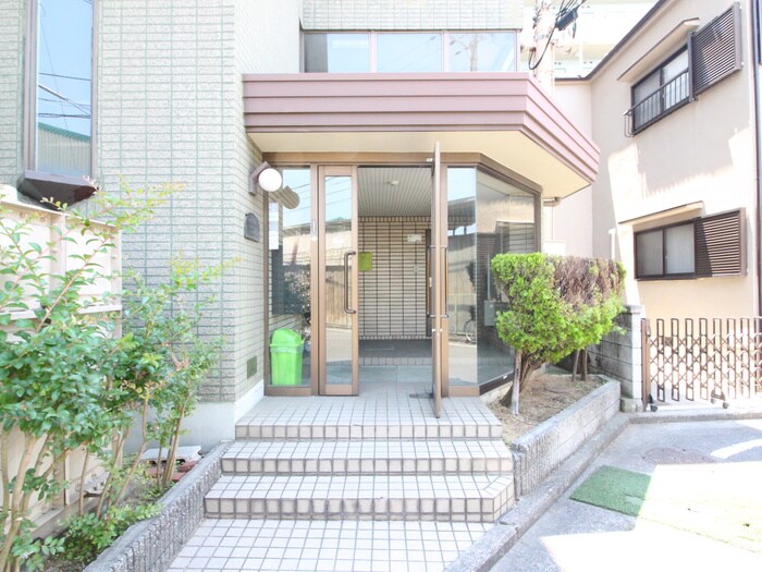 エントランス部分 コ－トハウスヨ－ク