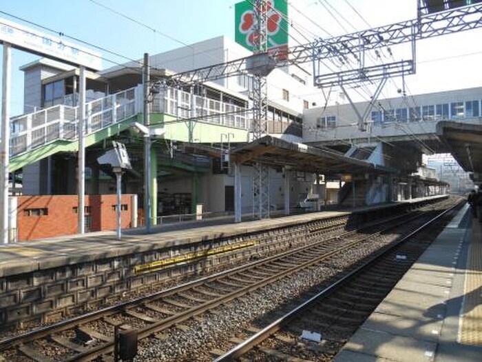 河内国分駅(役所)まで326m エスポワ－ル