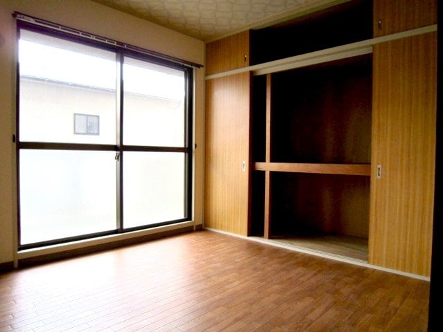 内観写真 ユーネスト浅野