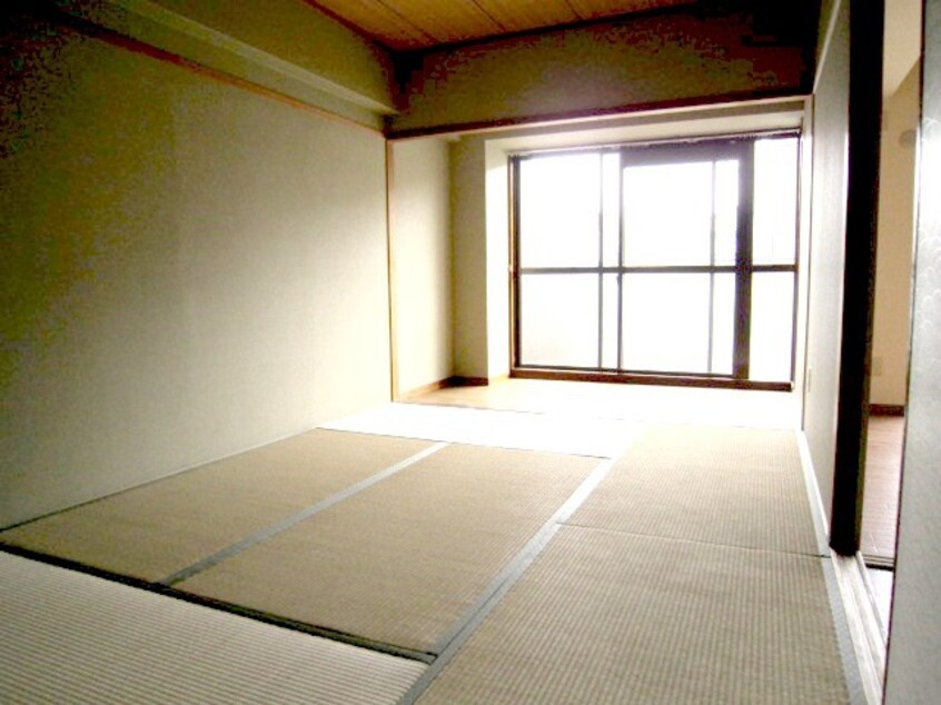 内観写真 ユーネスト浅野