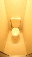 トイレ ユーネスト浅野