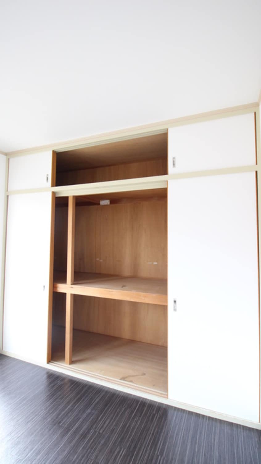 収納 ユーネスト浅野