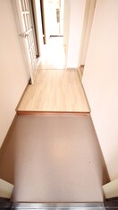 玄関 ユーネスト浅野