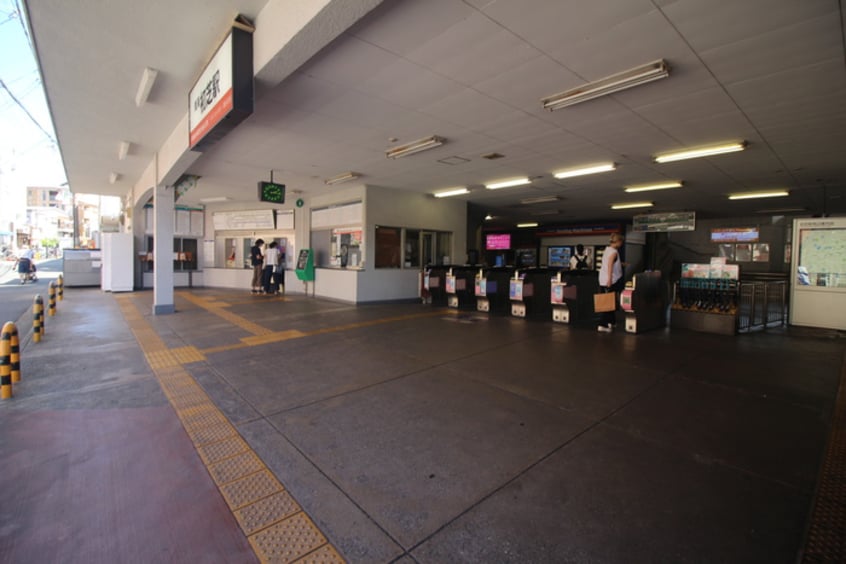 初芝駅(役所)まで300m フジパレス初芝駅南Ⅲ番館