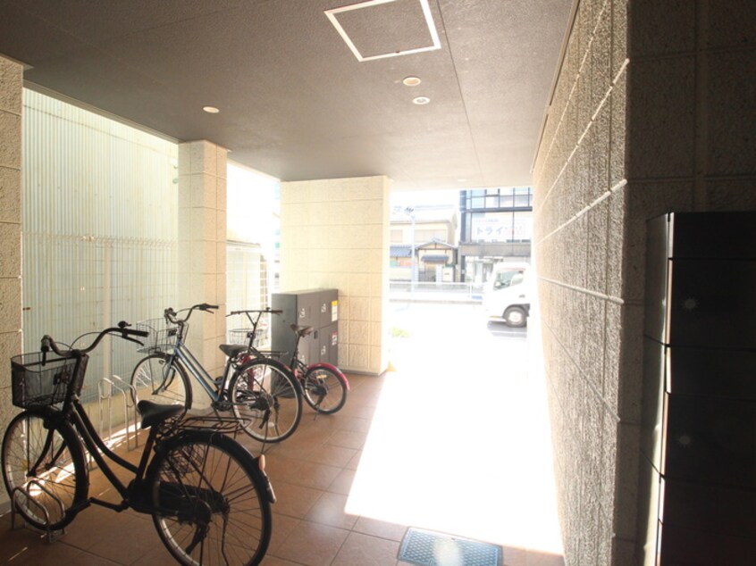 エントランス部分 グレイスヘーベル西田辺