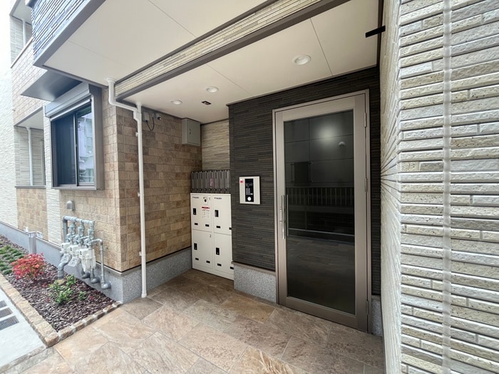 エントランス部分 メゾン　クレール