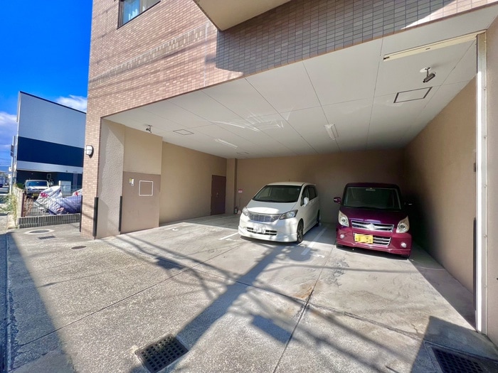 駐車場 アンテレッセ