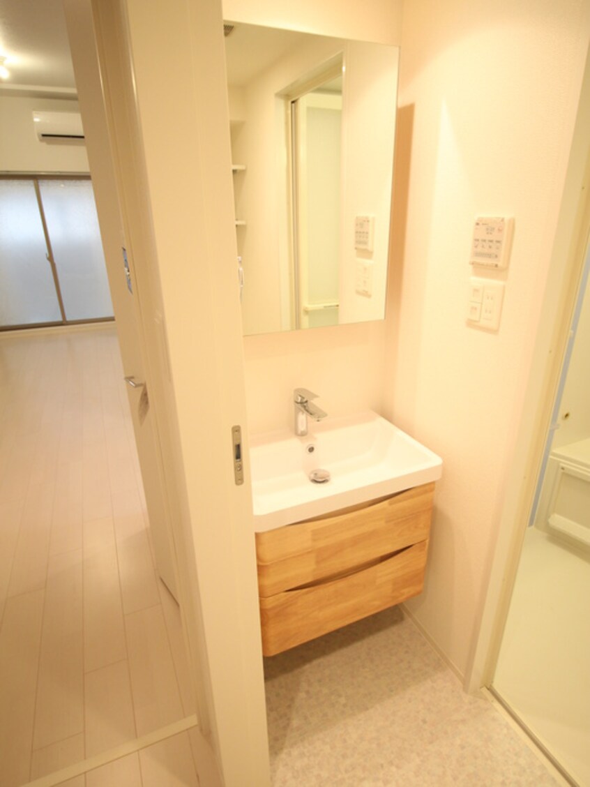 洗面 セレニテ新大阪カルム