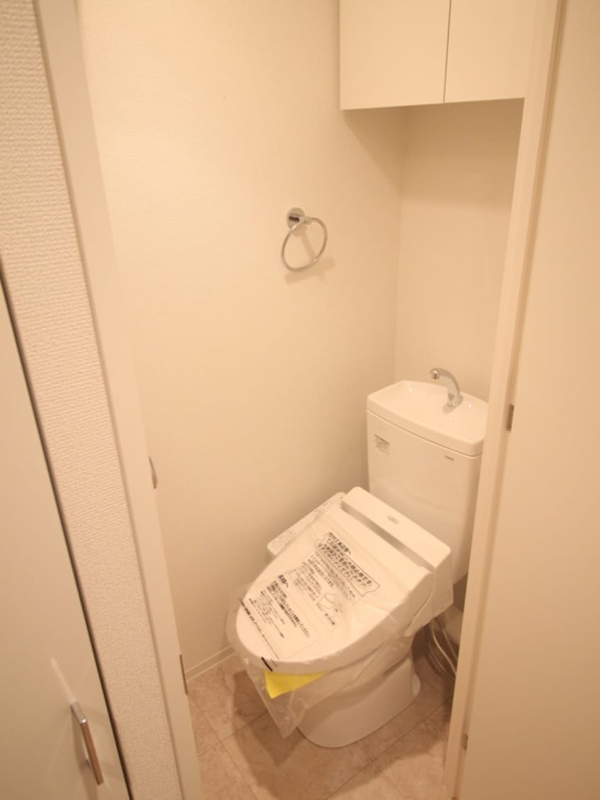 トイレ セレニテ新大阪カルム