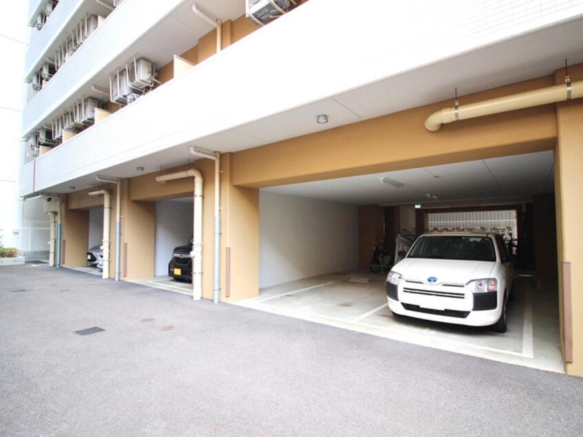 駐車場 セレニテ新大阪カルム