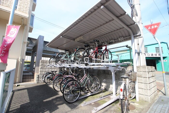 駐輪場 マンション望大明石町