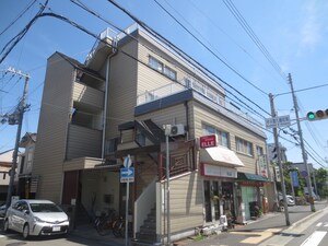 栄マンション