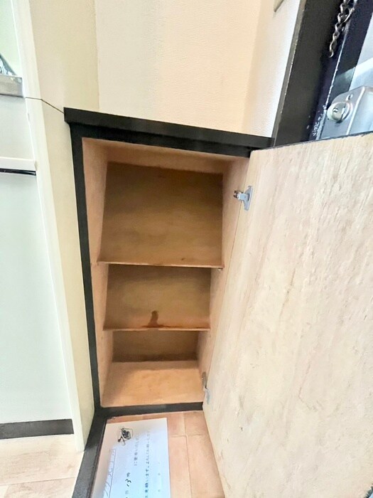 靴箱 ロータリー門真