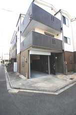 金田町1丁目貸家