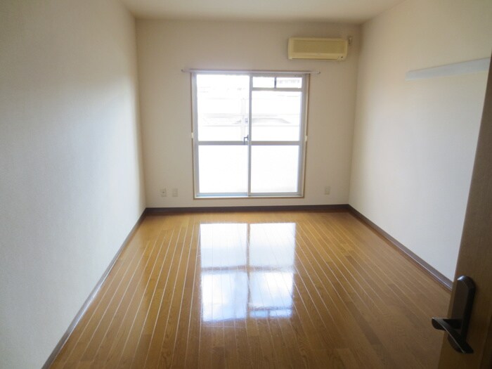 居室 コンセール愛宕山