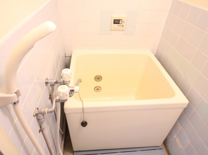 バス／シャワールーム等 マツヤパークマンション