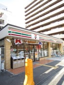 セブンイレブン(コンビニ)まで120m ｱﾄﾞﾊﾞﾝｽ難波ﾗｼｭﾚ(1005)