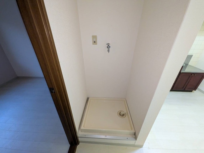 洗濯機置場 ＴＷＩＮ　ＨＩＬＬ松幸苑３号棟