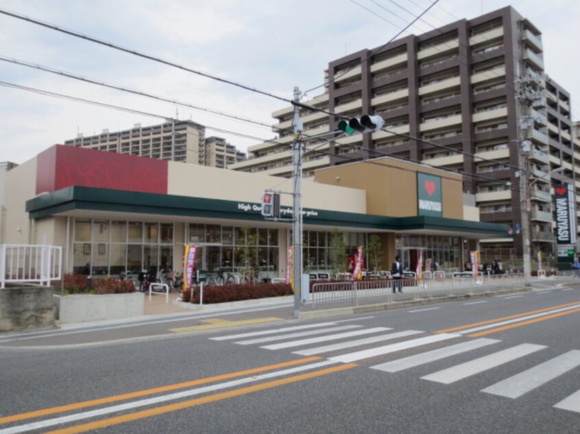 スーパーマルヤス吹田新芦屋店(スーパー)まで768m セジュール　ド　ソレイユ