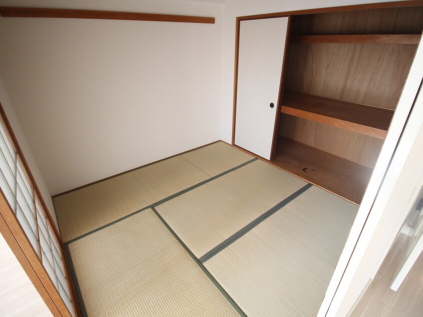 収納 新千里ハイツこうじ