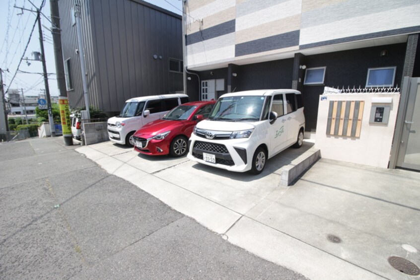 駐車場 パルフラッツ王居殿