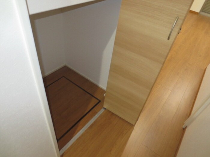 収納 パルフラッツ王居殿