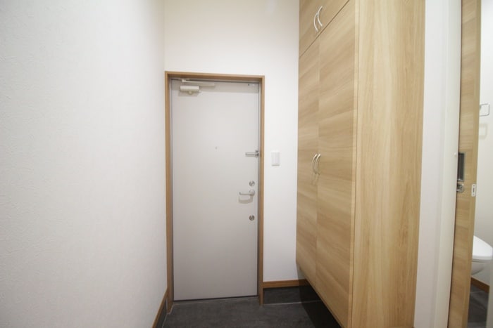 玄関 パルフラッツ王居殿