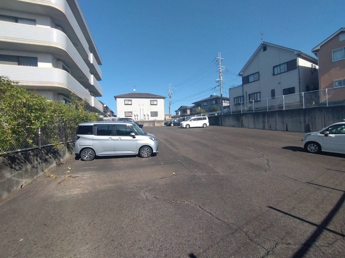 駐車場 メゾン寿