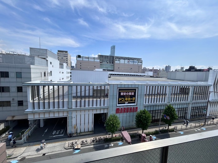 室内からの展望 鷺乃成ビル