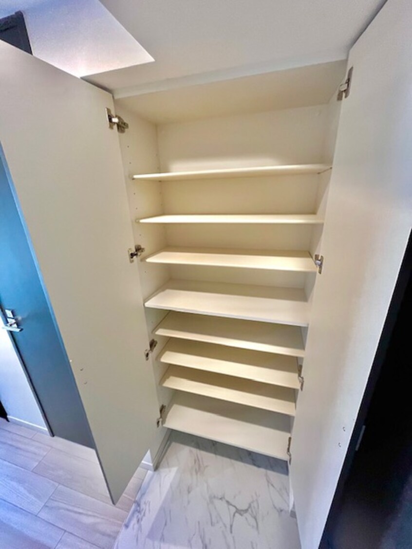 靴箱 S-RESIDENCE城東SEVER