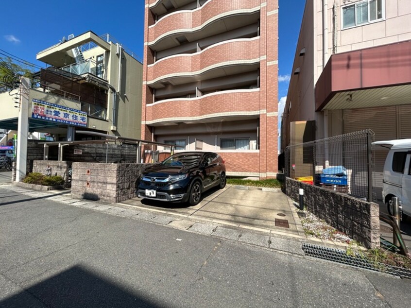 駐車場 ファネ－ジオ