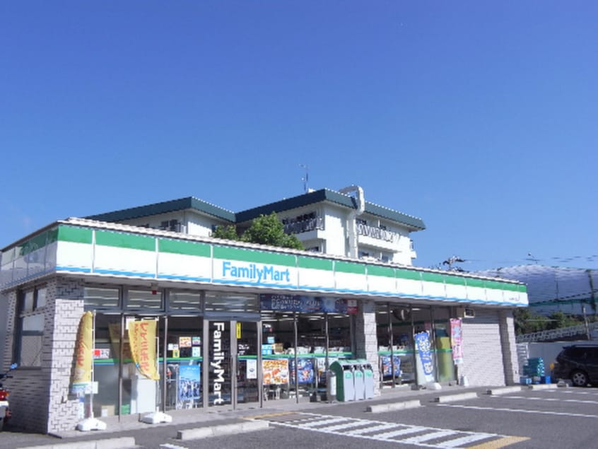 ファミリーマート(コンビニ)まで650m 舞子坂ヒルズⅡ