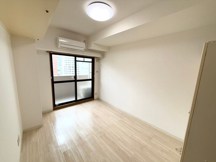 居室 セイワパレス堂島シティ