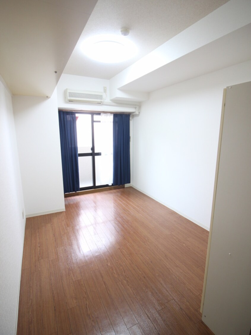 居室 セイワパレス堂島シティ