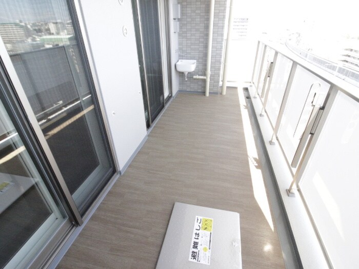 ベランダ・バルコニー サンメゾン神戸新長田（907）