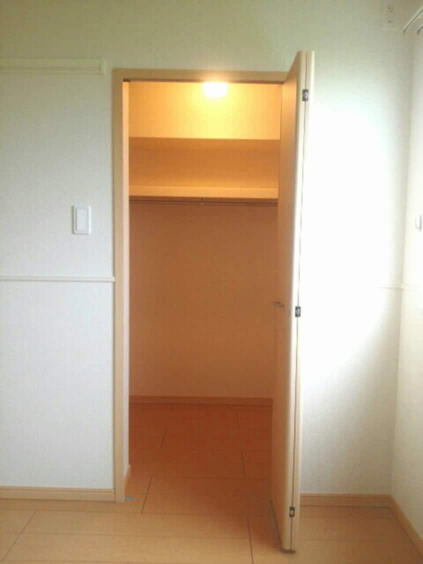 収納 グラン　ヴィオレⅡ