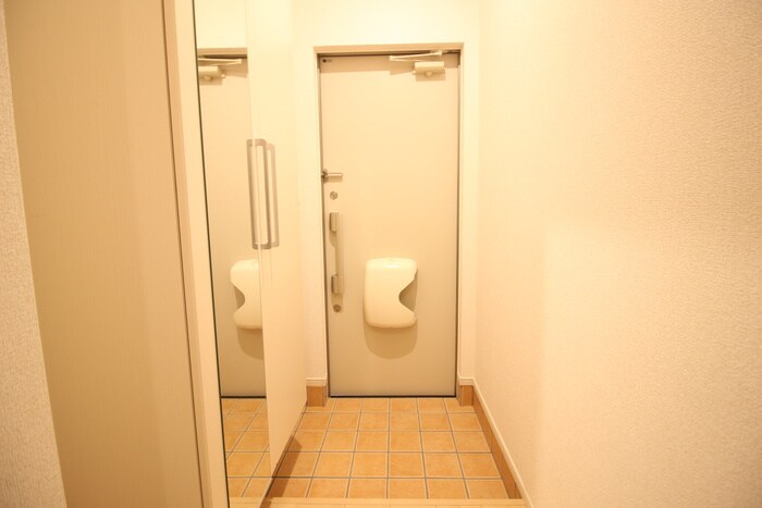 玄関 ユーヴェS　Ⅵ