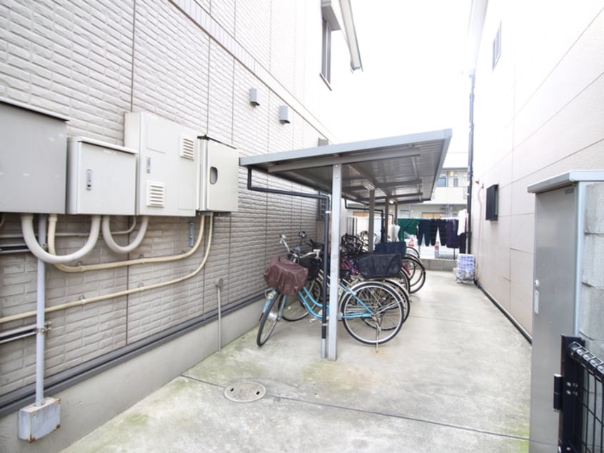 駐輪場 ソレイユ寿