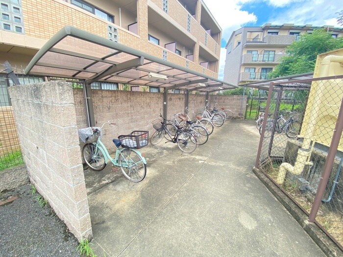 駐輪場 カシオペア