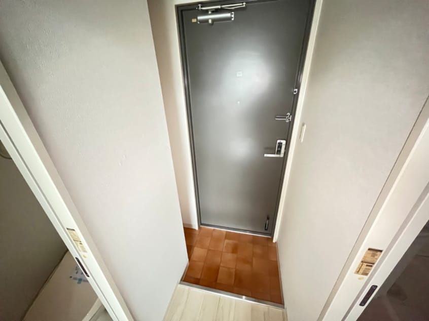 玄関 ハイステ－ジ丸和