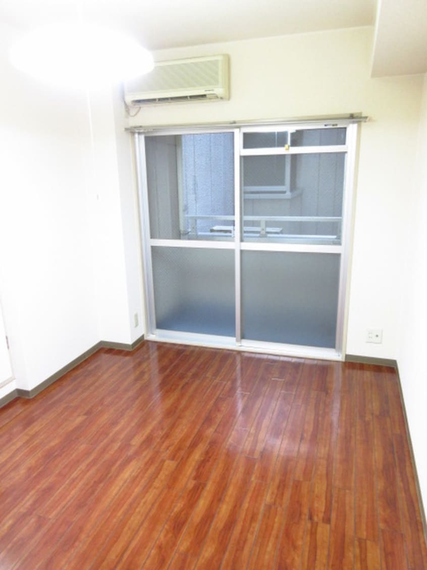 居室 ラリティ田中