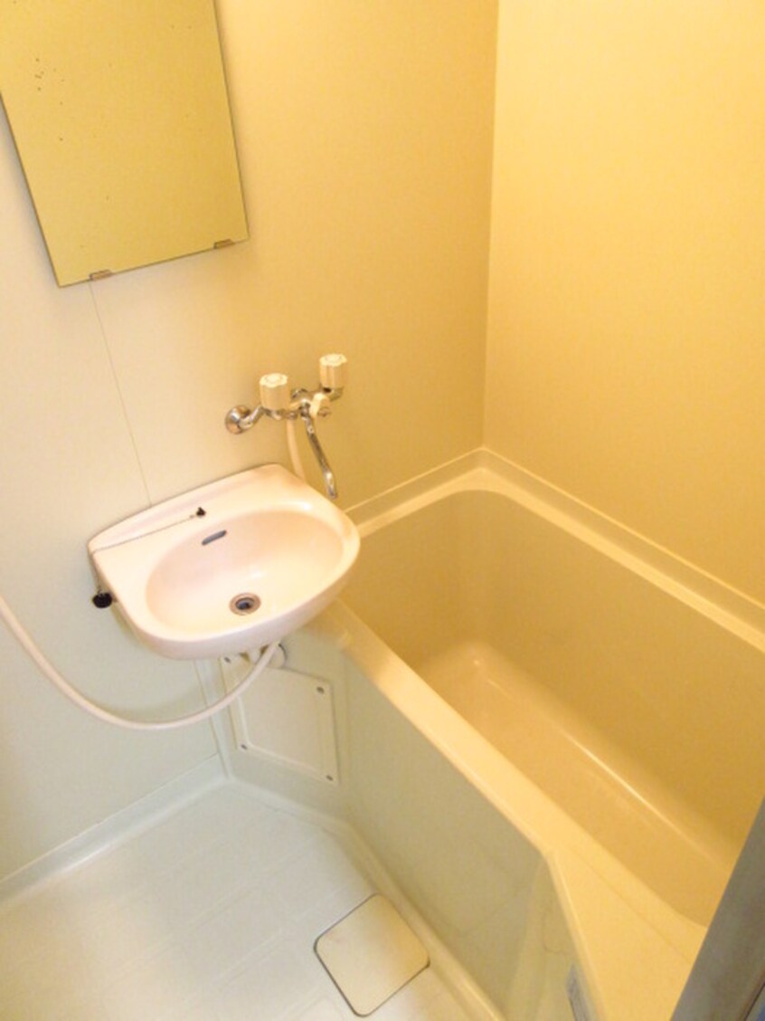 バス／シャワールーム等 ラリティ田中