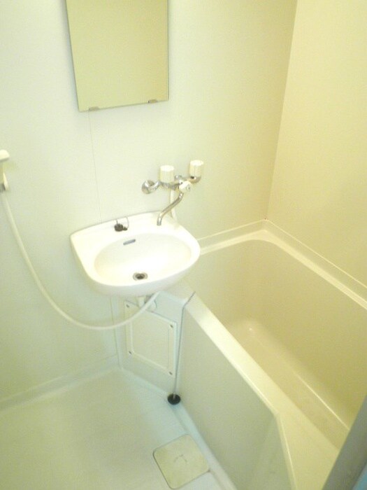 バス／シャワールーム等 ラリティ田中