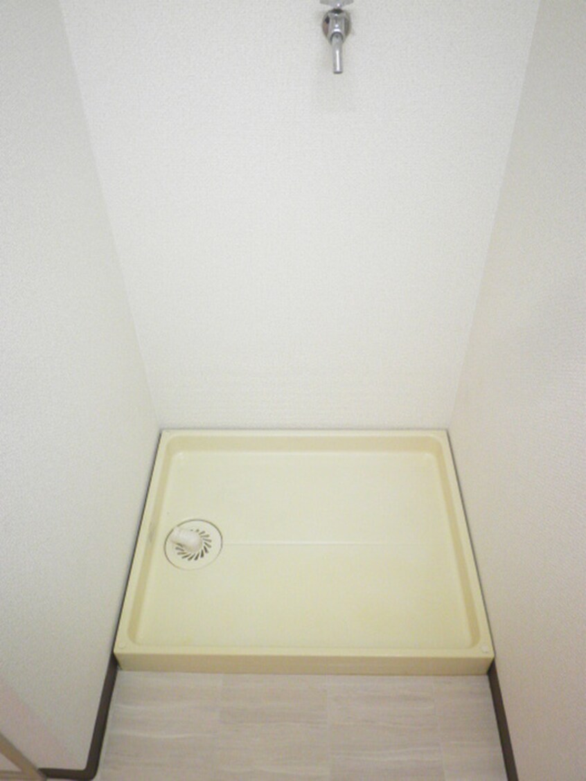 洗濯機置場 ラリティ田中